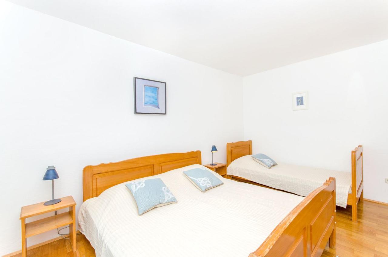 Apartments Bee Maja *
