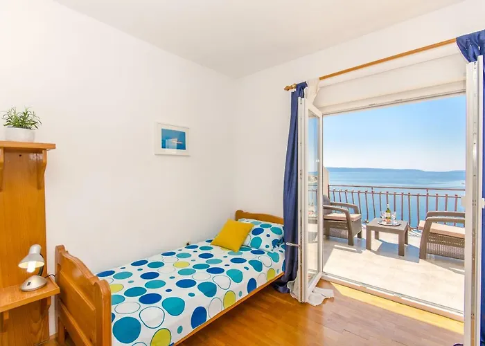 Apartments Bee Maja