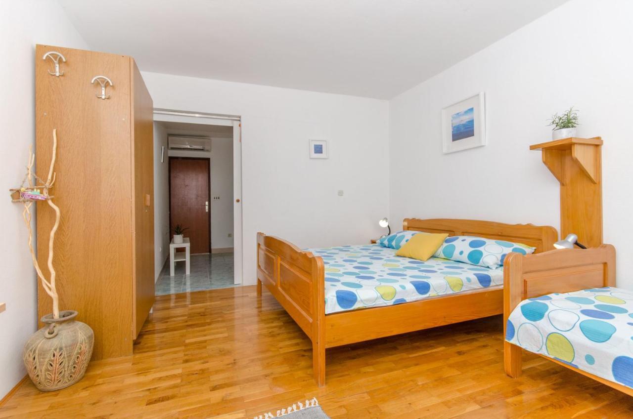 Bee Maja * Trogir